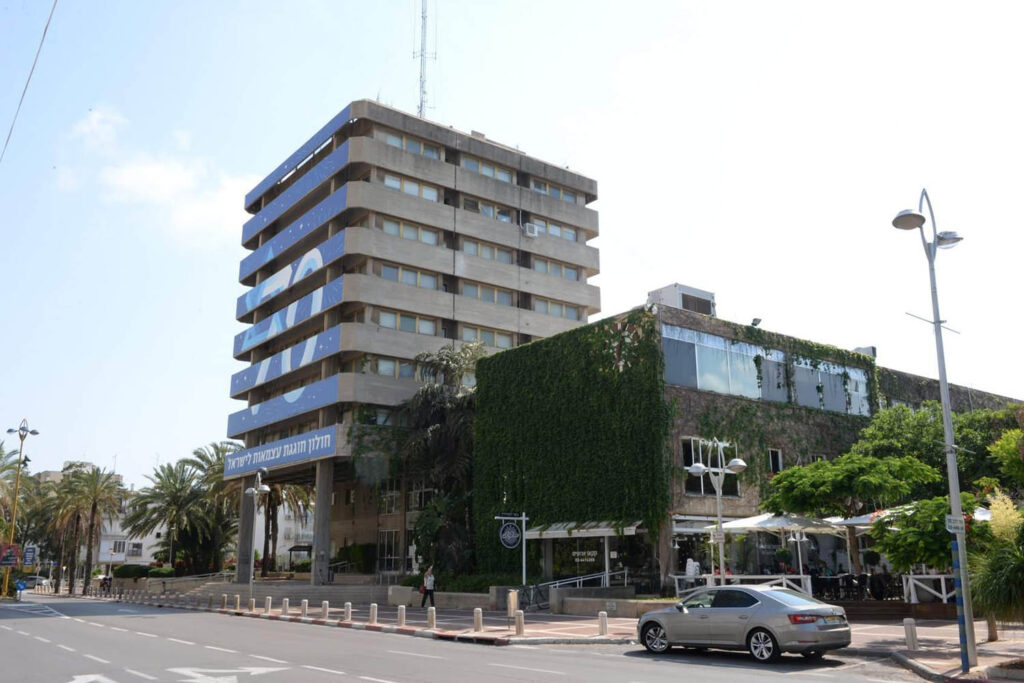 בשל הכוונה להפריט צהרונים ובתי ספר: עובדות החינוך של 'קהילה ופנאי' יפגינו בחולון