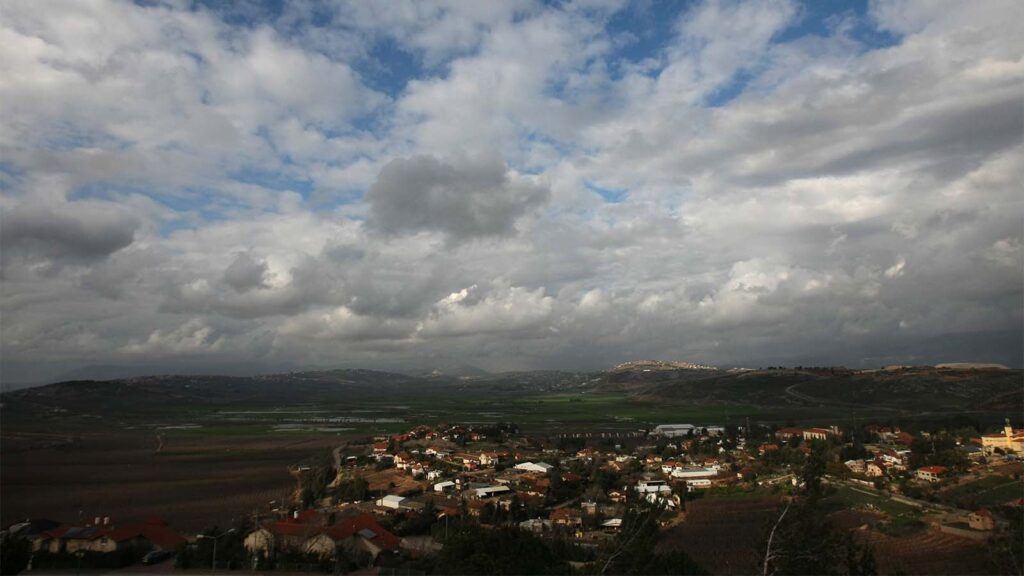 מזג האוויר: מעונן חלקית עם סיכוי לגשם קל במישור החוף ובצפון