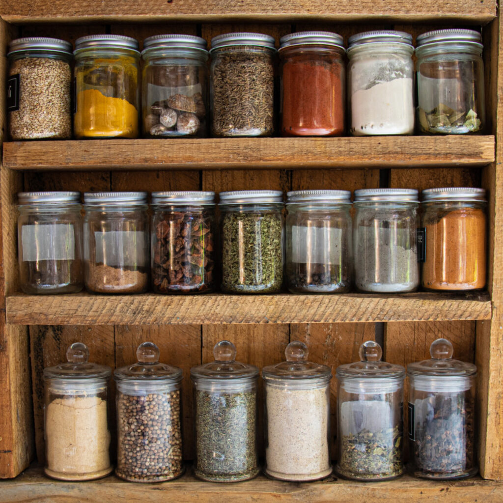 זמן סוכר? שישה תבלינים פופולריים שיפחיתו את החשק למתוק