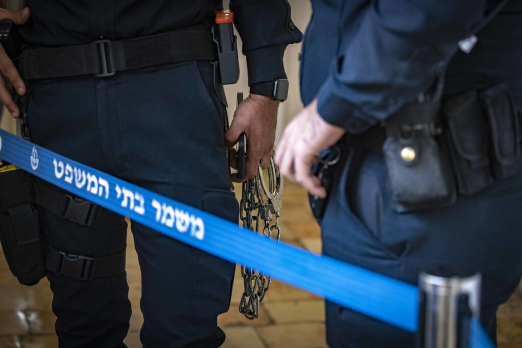 תושבת נס ציונה נאשמת כי ניסתה להזמין את רצח הגרוש שלה