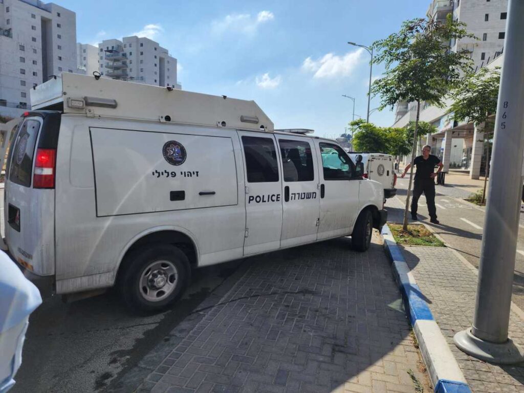 חשד: רצח את שכנו למושב באכזריות כשהוא כפות בידיו ורגליו