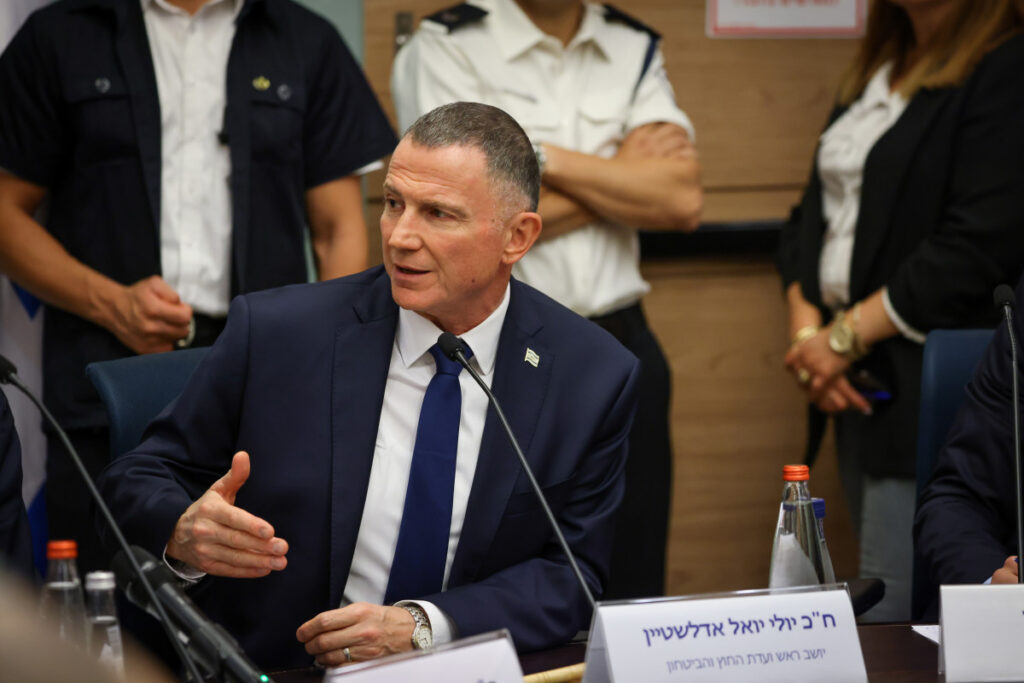 חוק הגיוס: יולי אדלשטיין יוצא למאבק על מורשתו הפוליטית