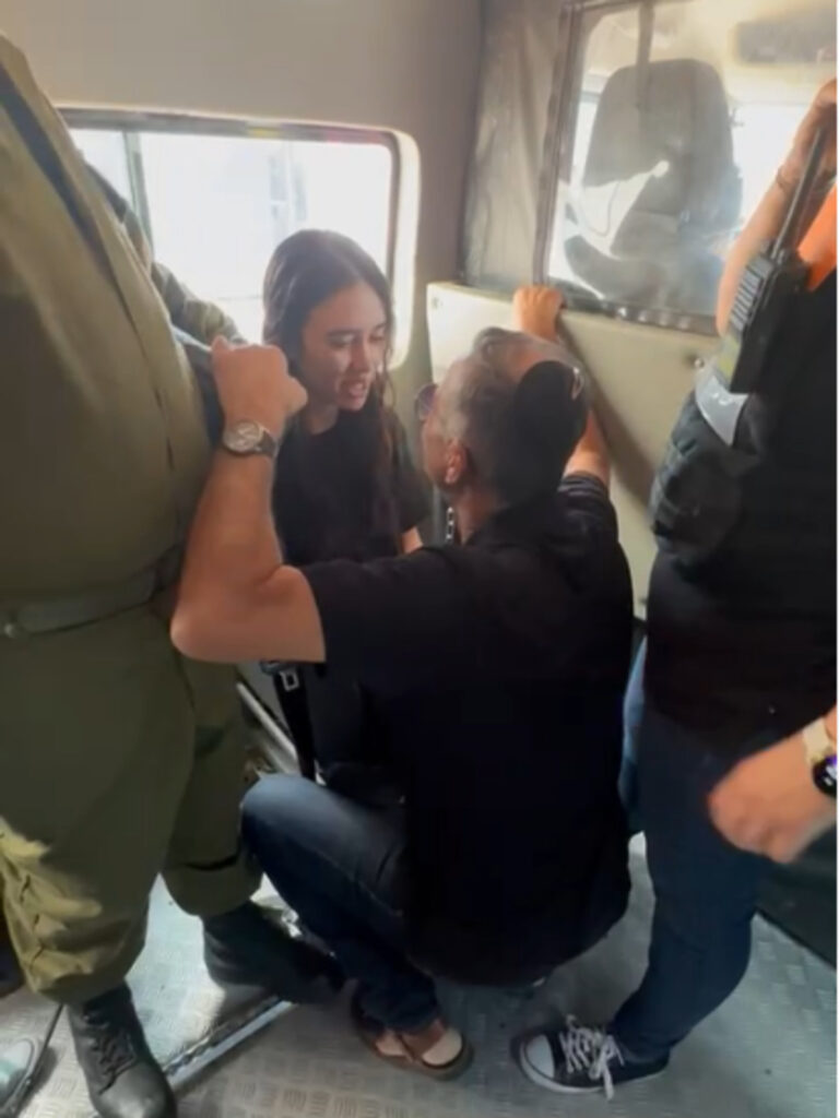 נועה ארגמני: העדות המצמררת לאחר שחזרה מהשבי – הייתי בטוחה שאמות