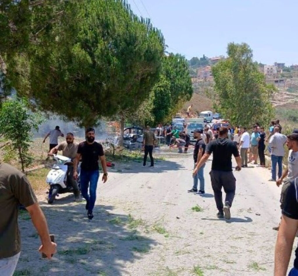 מי הבכיר שחוסל? רכב הותקף בדרום לבנון; צוותי אמבולנס בזירה