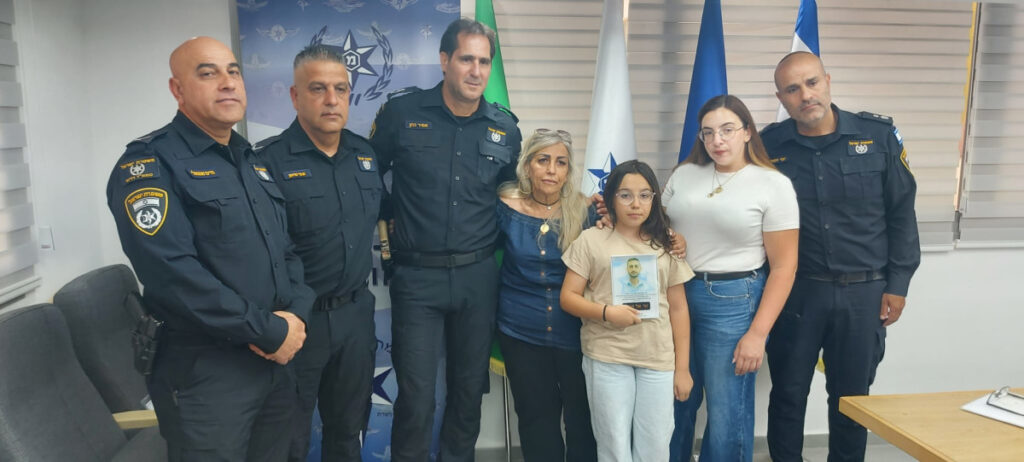 תג השם של השוטר שנפל בקרב ברעים אותר על גופת מחבל נוח'בה