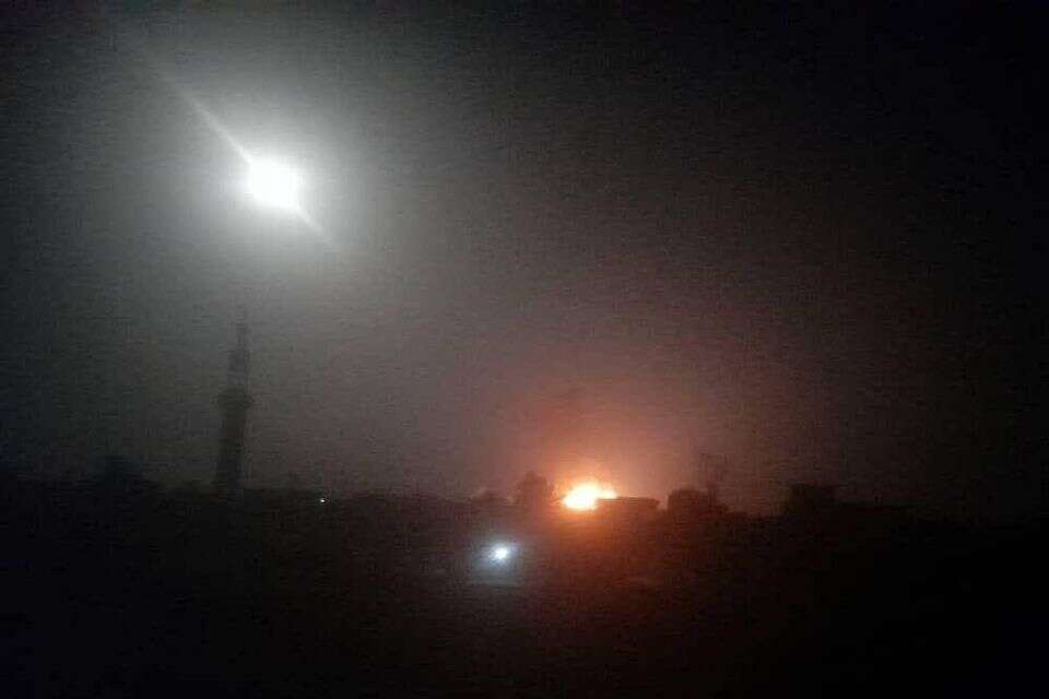 דיווחים בסוריה: לפחות הרוג אחד בתקיפה במזרח המדינה | תיעוד