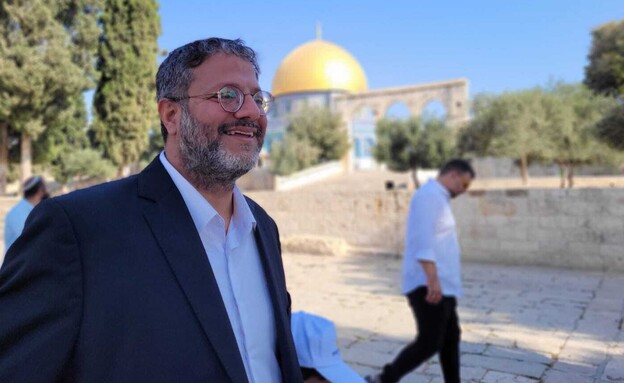 בן גביר: יהודים התפללו בצורה חופשית בהר הבית