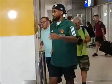 צפו: לורנזו בראון במדי פנאתינייקוס