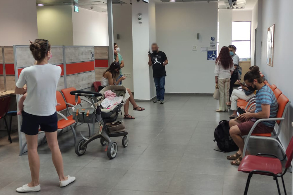 המשק בהתאוששות: פחות מחפשי עבודה בני 64-25 נותרו לא מועסקים ביוני