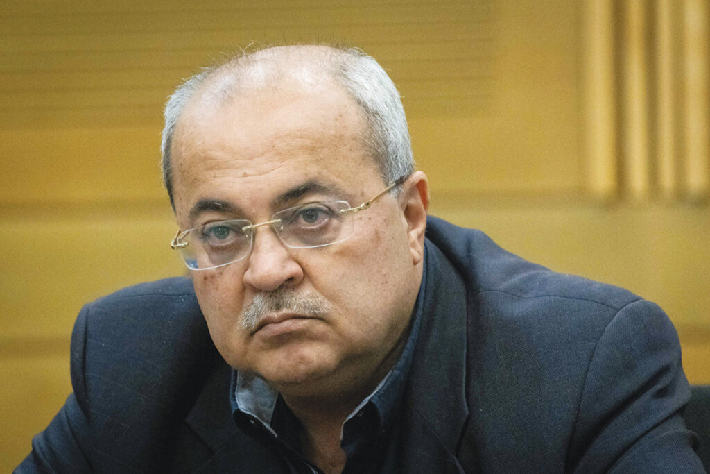 אחמד טיבי וחנוך מילביצקי מתעמתים לאור פרשת שדה תימן