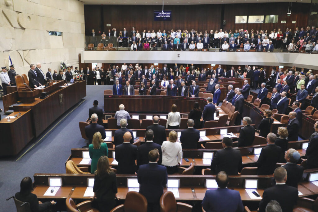 ח"כ באופוזיציה: "המערב מאפשר לפשעי המלחמה שקורים בעזה להימשך"