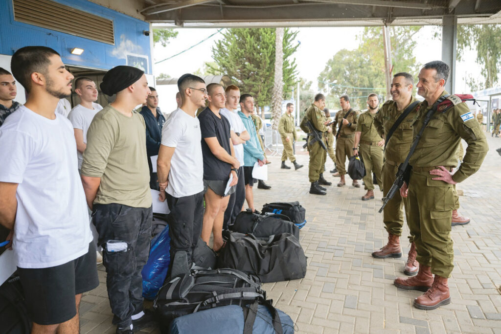 השירות הצבאי לחיילים יוארך ל-36 חודשים