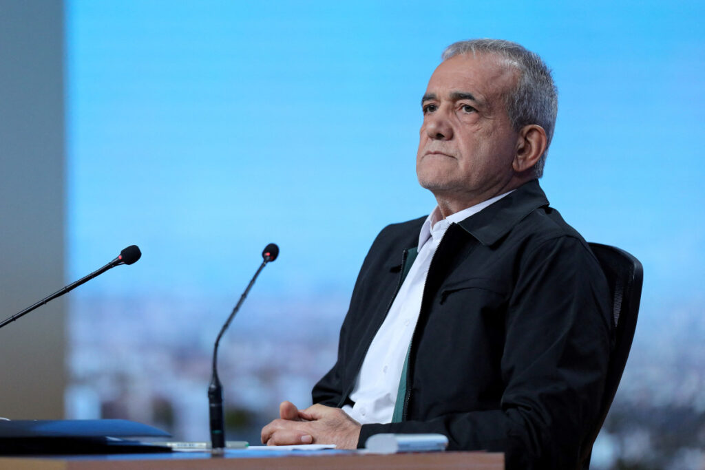 "סדר עולמי חדש" נשיא איראן הנכנס מסעוד פזשכיאן מתקרב לסין ורוסיה