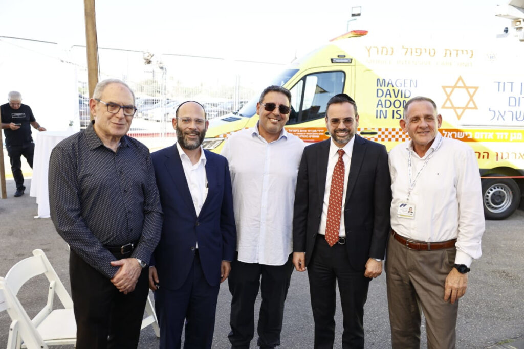 במעמד שר הבריאות: נחנכה ניידת טיפול נמרץ הראשונה של "למענכם" באזור אשדוד