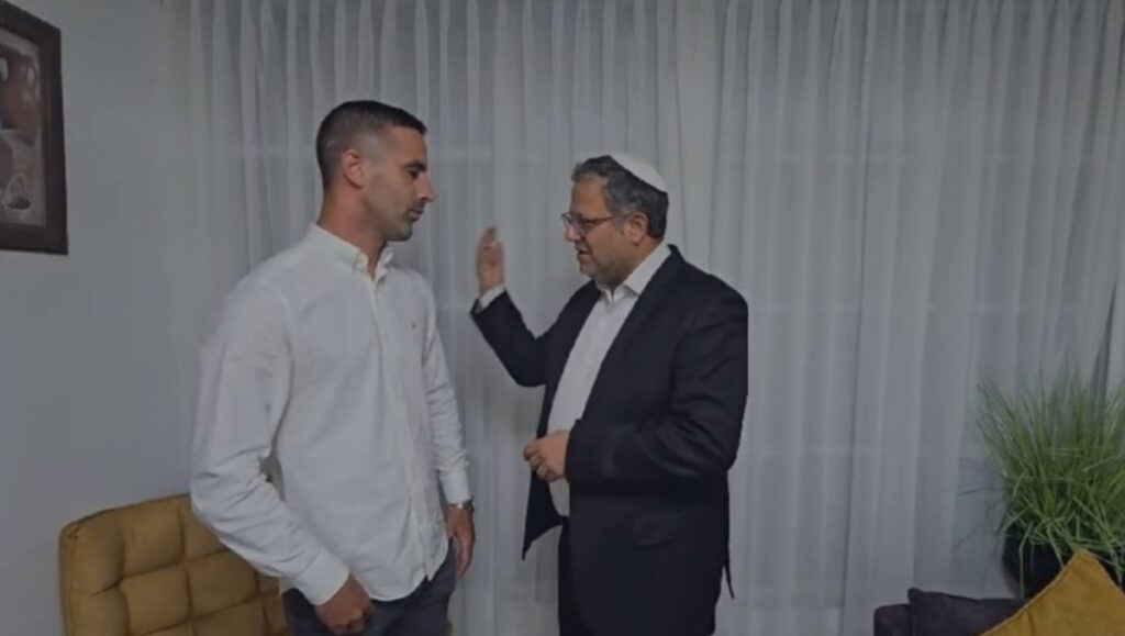 איתמר בן גביר שיבח את החשוד ברצח מחבל הנוח'בה