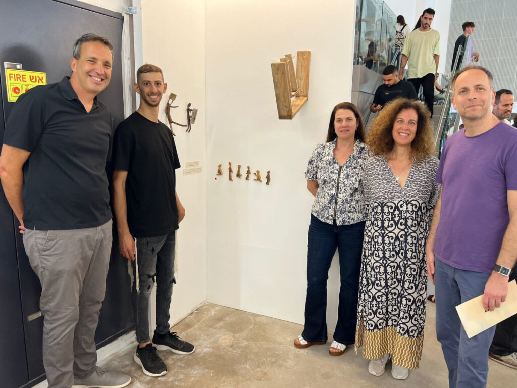 תערוכה חדשה: אומנות אינטימית מנקודת מבטם של תושבי הדרום