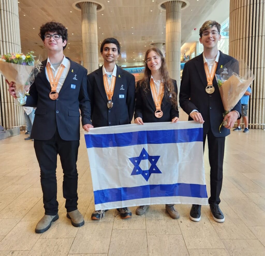 נבחרת ישראל בביולוגיה קטפה מדליות אולימפיות באולימפיאדה