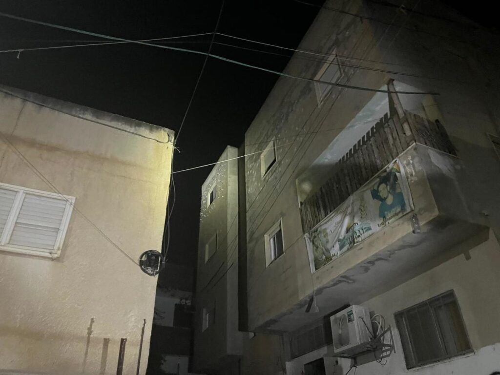 ירושלים: כתב מעריב אבי אשכנזי בלב מחנה הפליטים קלנדיה