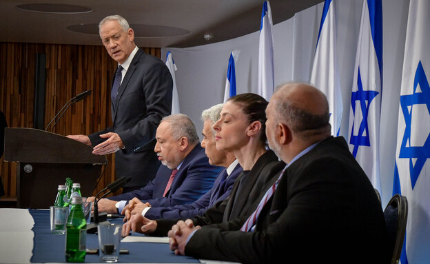 N12 – מעבר לנאומים נחמדים, האופוזיציה לא באירוע