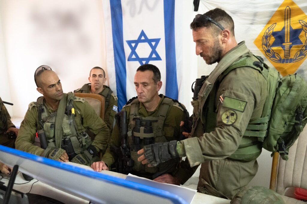 הרמטכ״ל בעזה: "אנחנו מפעילים לחץ צבאי בצורות שונות, המכנה המשותף הוא נחישות"