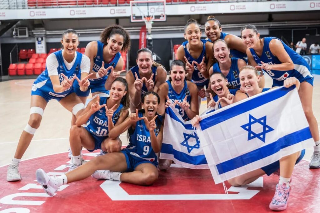 נבחרת העתודה נשים בכדורסל ניצחה את מונטנגרו באליפות אירופה ונשארה בדרג א'