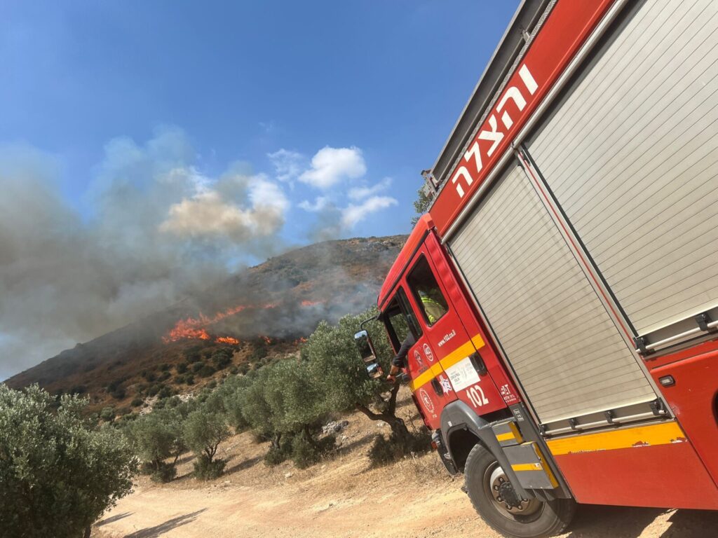 צה"ל תקף מחבלי חמאס וגא"פ במרכז רצועת עזה; מטחים לעמק החולה