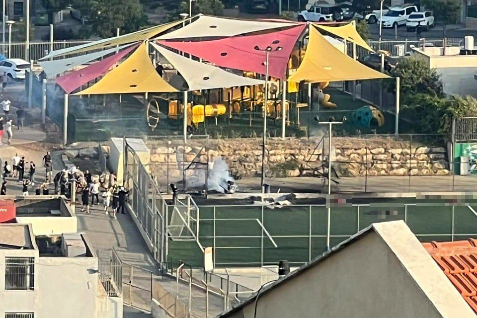הרוגים, פצועים אנוש ועשרות נפגעים מרקטה ששוגרה אל מגרש כדורגל במג'דל שמס