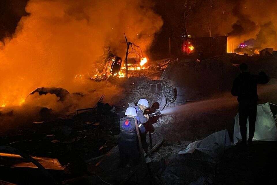 דיווח ערבי: חיל האוויר תקף דירה בצור שבלבנון