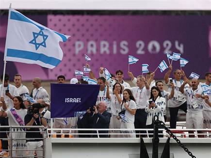 בגאווה גדולה: צפו בכניסת המשלחת הישראלית