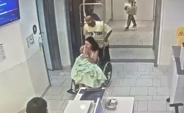 "הגעתי לחנייה והבנתי שהלידה התחילה": האישה שילדה בחניון…