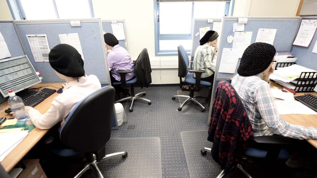 מכון טאוב: שבוע העבודה בישראל ארוך ב-5% מממוצע OECD