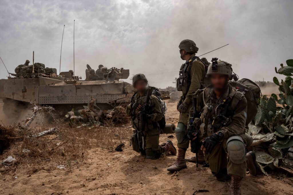 25 רקטות התפוצצו בשטחים פתוחים באזור מירון, 15 בגליל העליון; צה״ל תקף בדרום לבנון