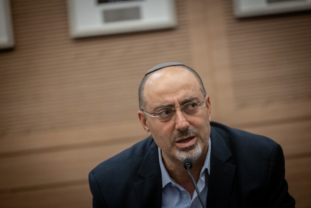 ניסים ואטורי: "באיראן מחוסלים מדענים, נתניהו עומד מאחורי זה"