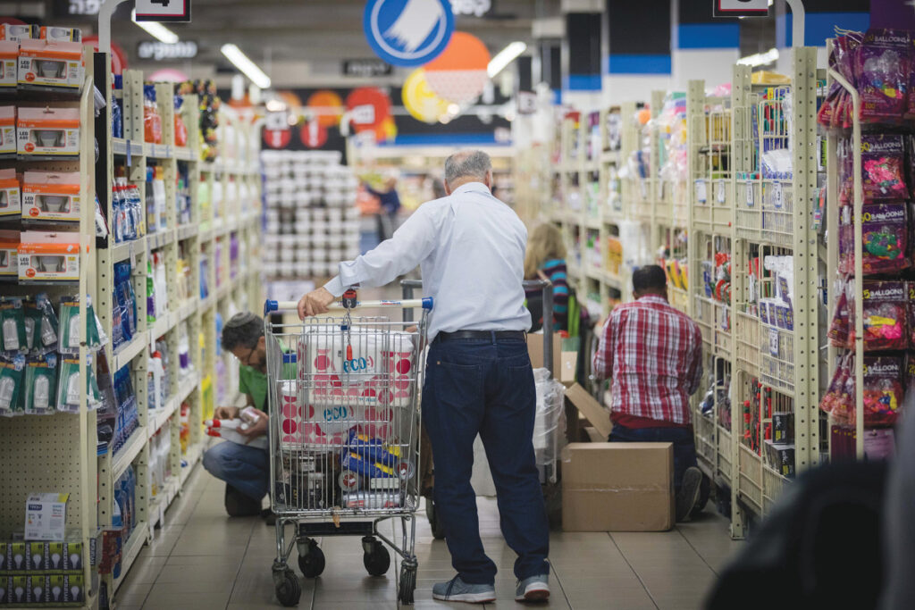 כך מתמודדים הישראלים עם החשש מנקמה איראנית | הנתונים נחשפים