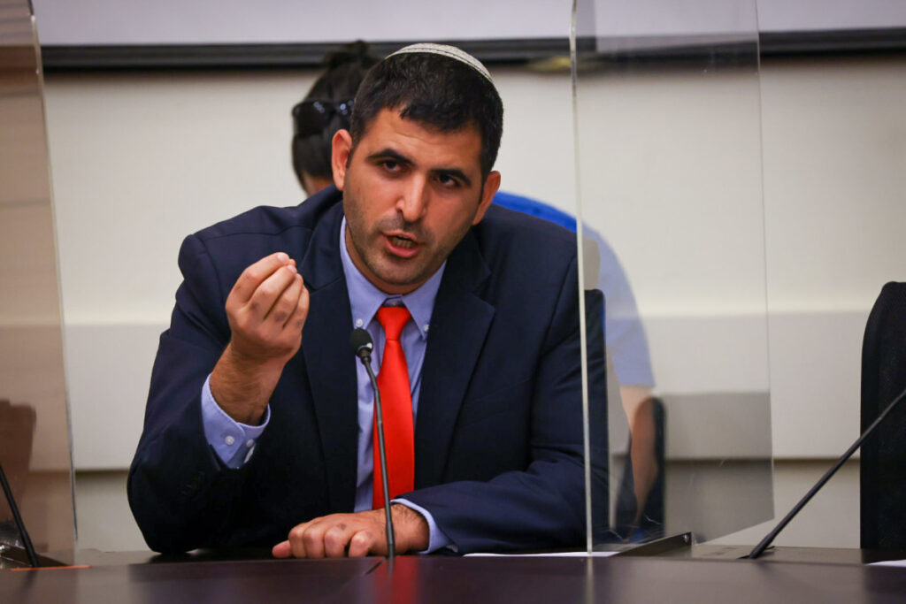 אלמיאדין, המזוהה עם חיזבאללה, יוגבל בשימוש בישראל