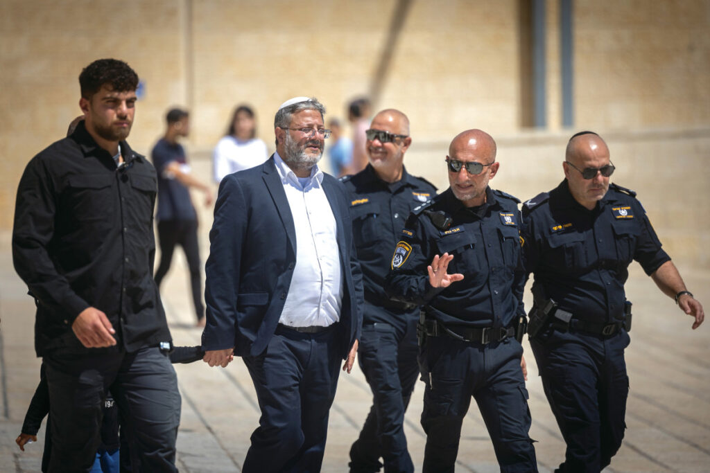 "יוצר הסטה שמעודדת את המחבלים": במערכת הביטחון מוטרדים מבן גביר