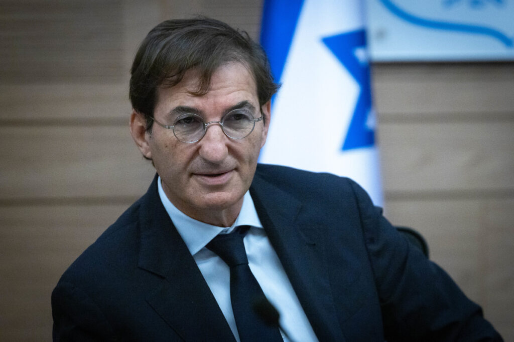 בועז ביסמוט חוטף: "איך זה להיות ביפן כשכולם נמקים במנהרות?"