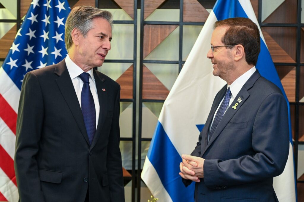 בלינקן במפגש עם הנשיא הרצוג: "זו אולי ההזדמנות האחרונה להחזיר את החטופים הביתה"
