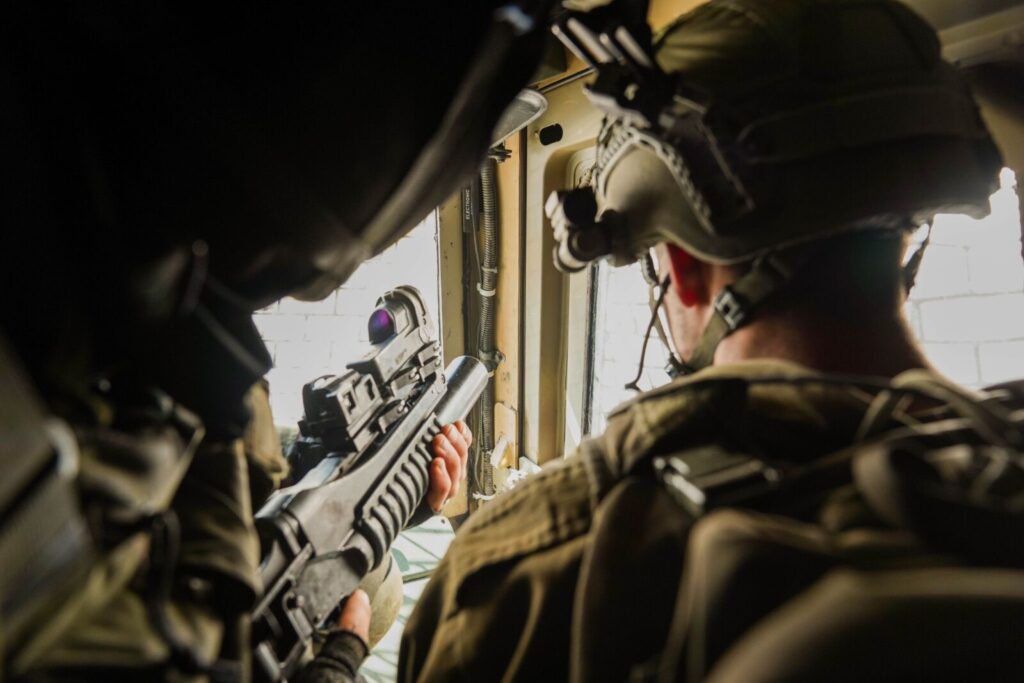דיווח על תקיפה ישראלית בחומס בסוריה; דובר צה"ל הגרי: "ערוכים במוכנות שיא"