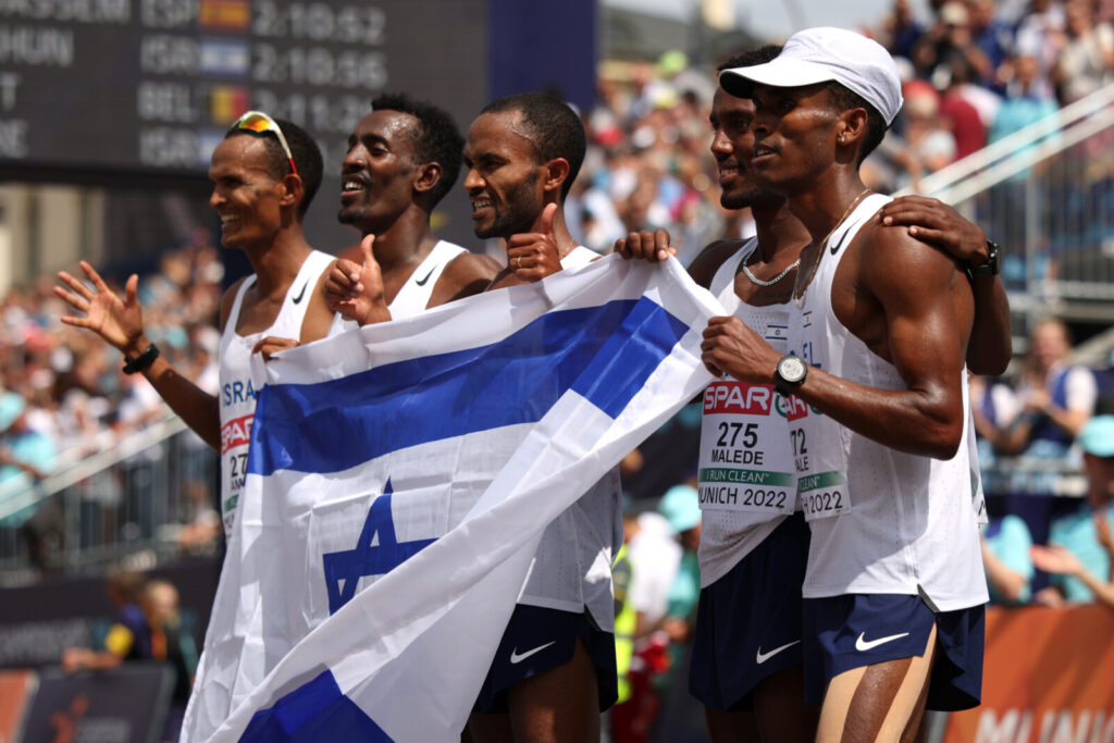 רצי המרתון הישראלים הוכיחו שאפשר לחלום על הישג בפריז