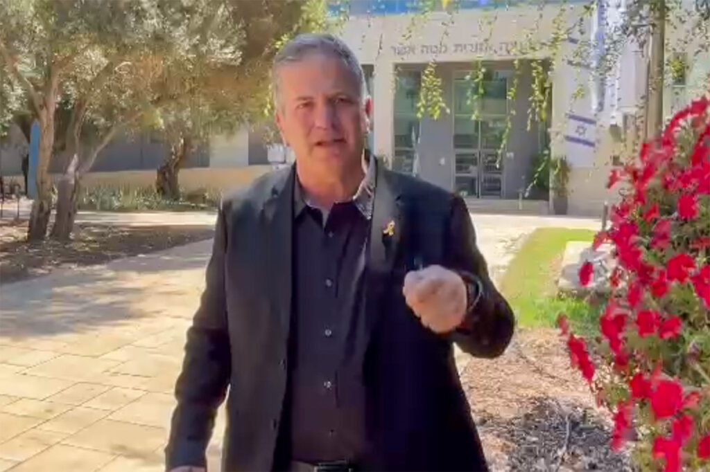 השר קיש אחרי פגישה עם ראשי רשויות בצפון: "לא נסכן אף תלמיד, מחויבים לתת פתרונות"