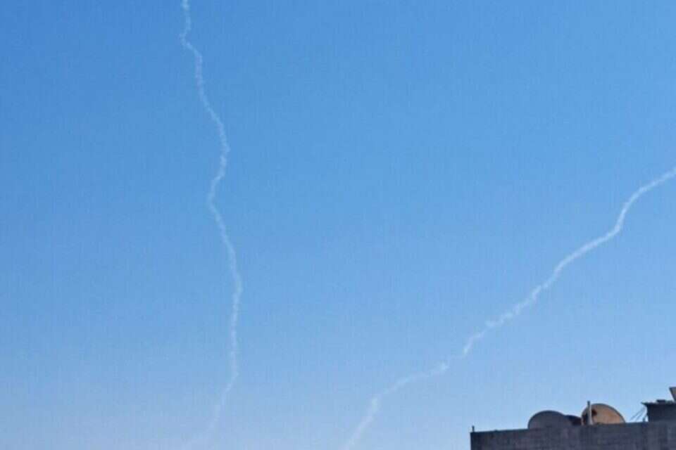 שתי רקטות שוגרו מעזה – אחת נפלה בים מול חופי גוש דן, דרומית לנמל יפו