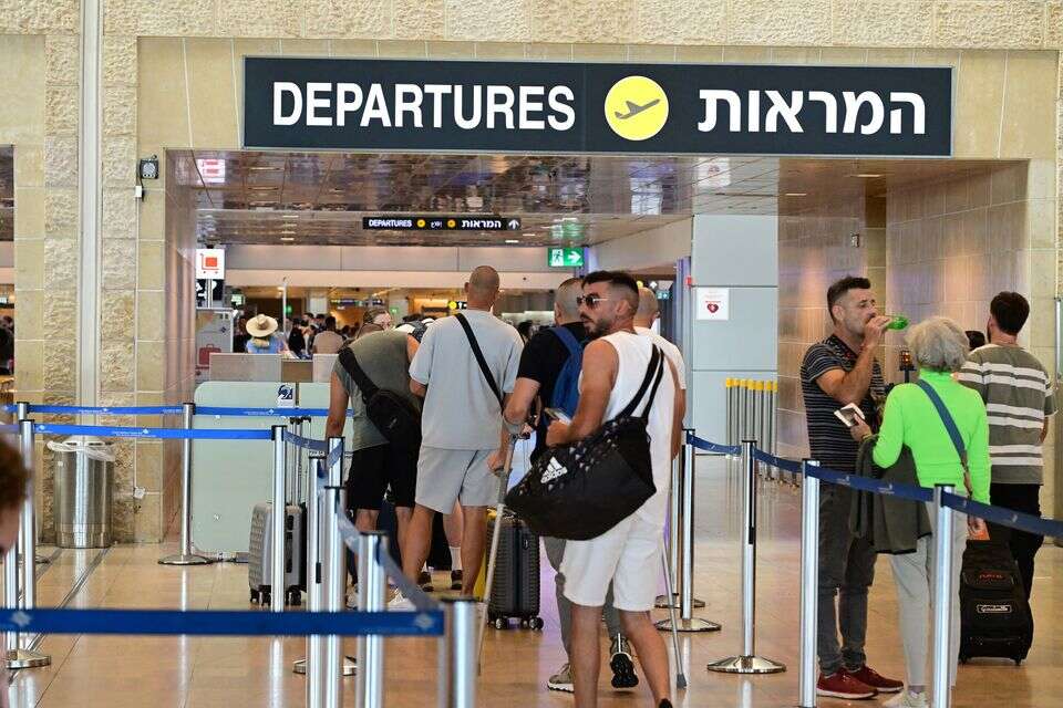 יותר ישראלים חוזרים לארץ או טסים לחו"ל? בדקנו
