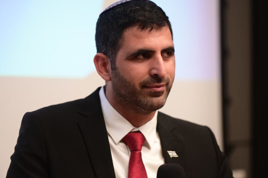 שלמה קרעי ברמיזה כי ישראל מעורבת בגל הפיצוצים הנוסף בלבנון