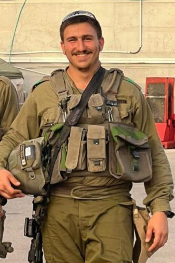 סמ"ר אלקנה נבון ז"ל הובא למנוחות אלפים חלקו כבוד אחרון