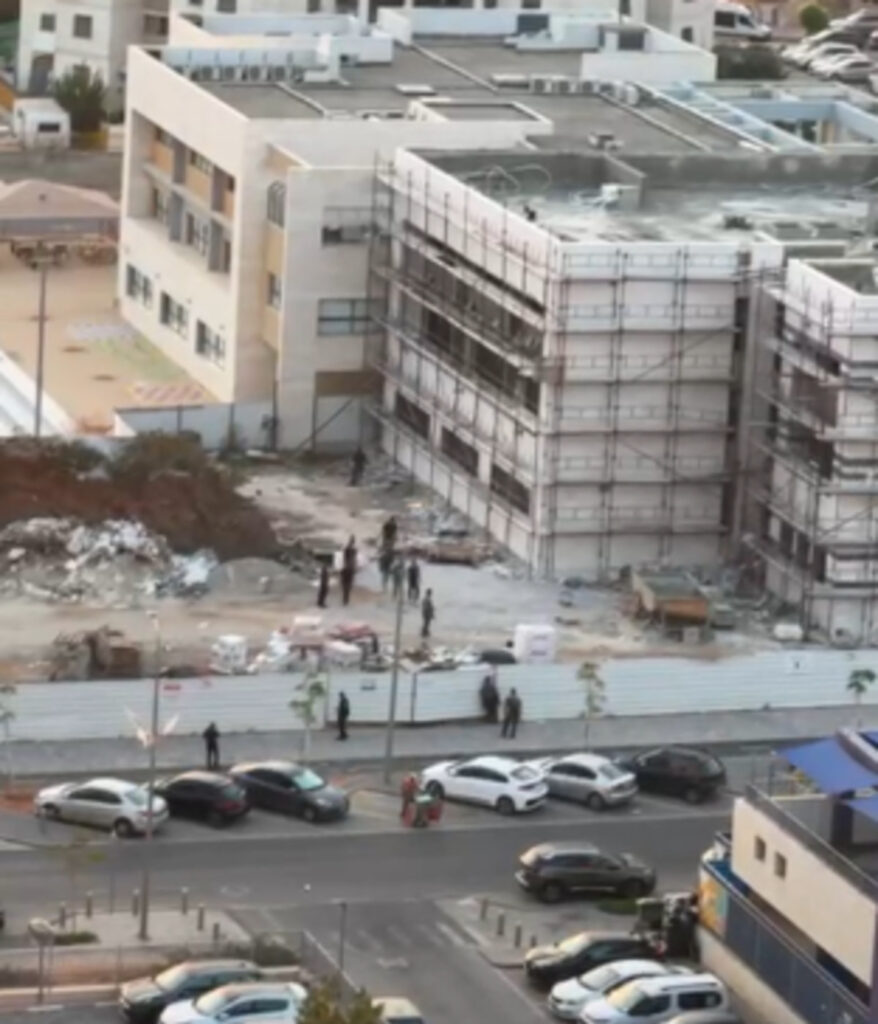 "היה יכול להיות פה טבח גדול": הורים זועמים לאחר ששב"חים נעצרו בבית ספר ברמלה