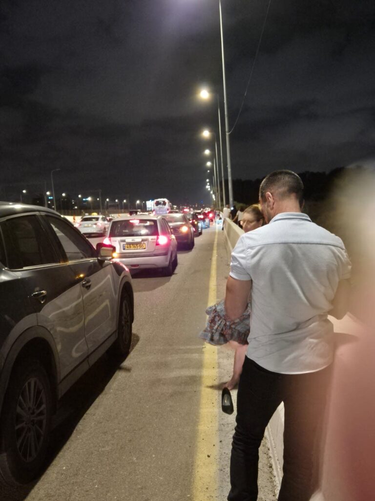 החות'ים שוב התעוררו: אזעקות הופעלו בגוש דן עקב ירי מתימן