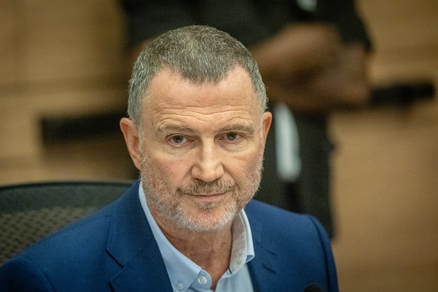 ח"כ אדלשטיין על המפגינים ליד ביתו: "הופכים את החטופים למטבע עובר לסוחר"