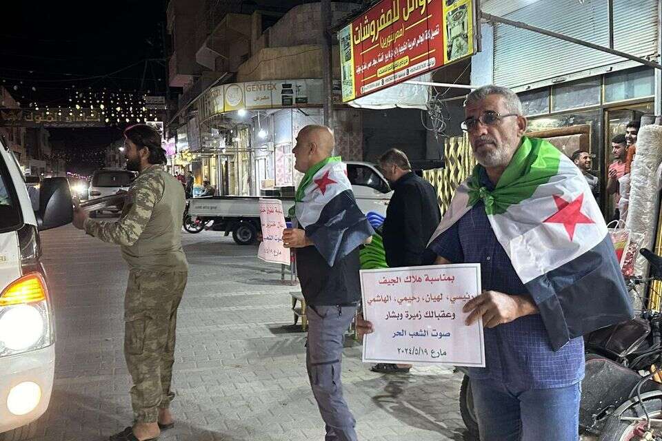פיצוץ מכשירי חיזבאללה: המורדים בסוריה חילקו ממתקים