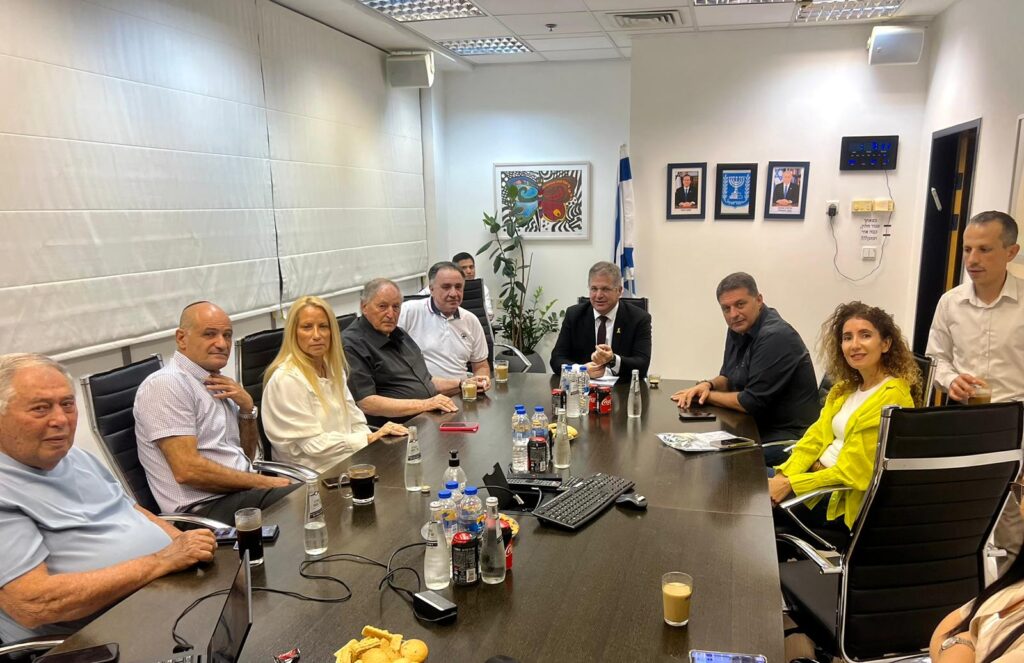 פגישת המו"מ נכשלה: שביתת מורי התיכונים תיכנס ליומה השלישי